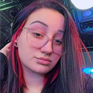 Meet your Posher, Lexy